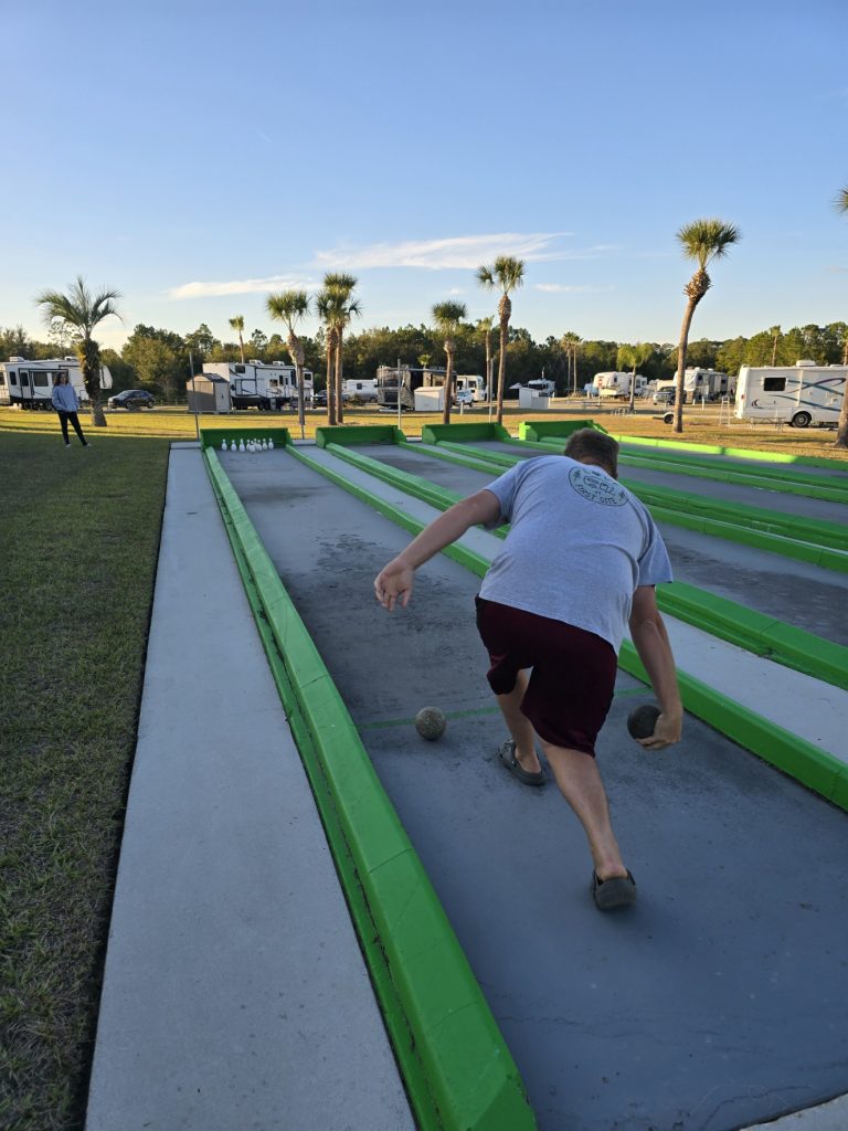 outdoor bowling
